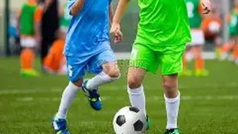 李冰冰亮相环球影城，网友直呼女神风采依旧